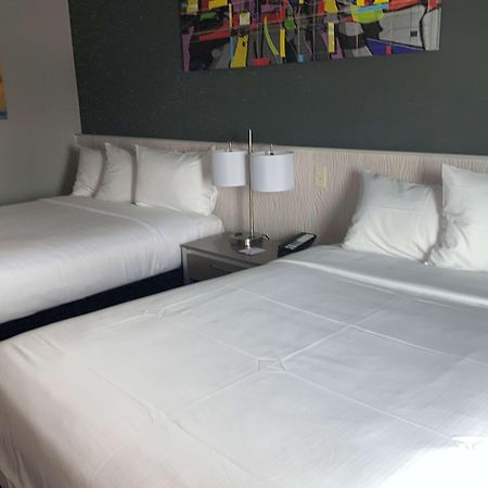 Baymont By Wyndham Madison Hotell Eksteriør bilde