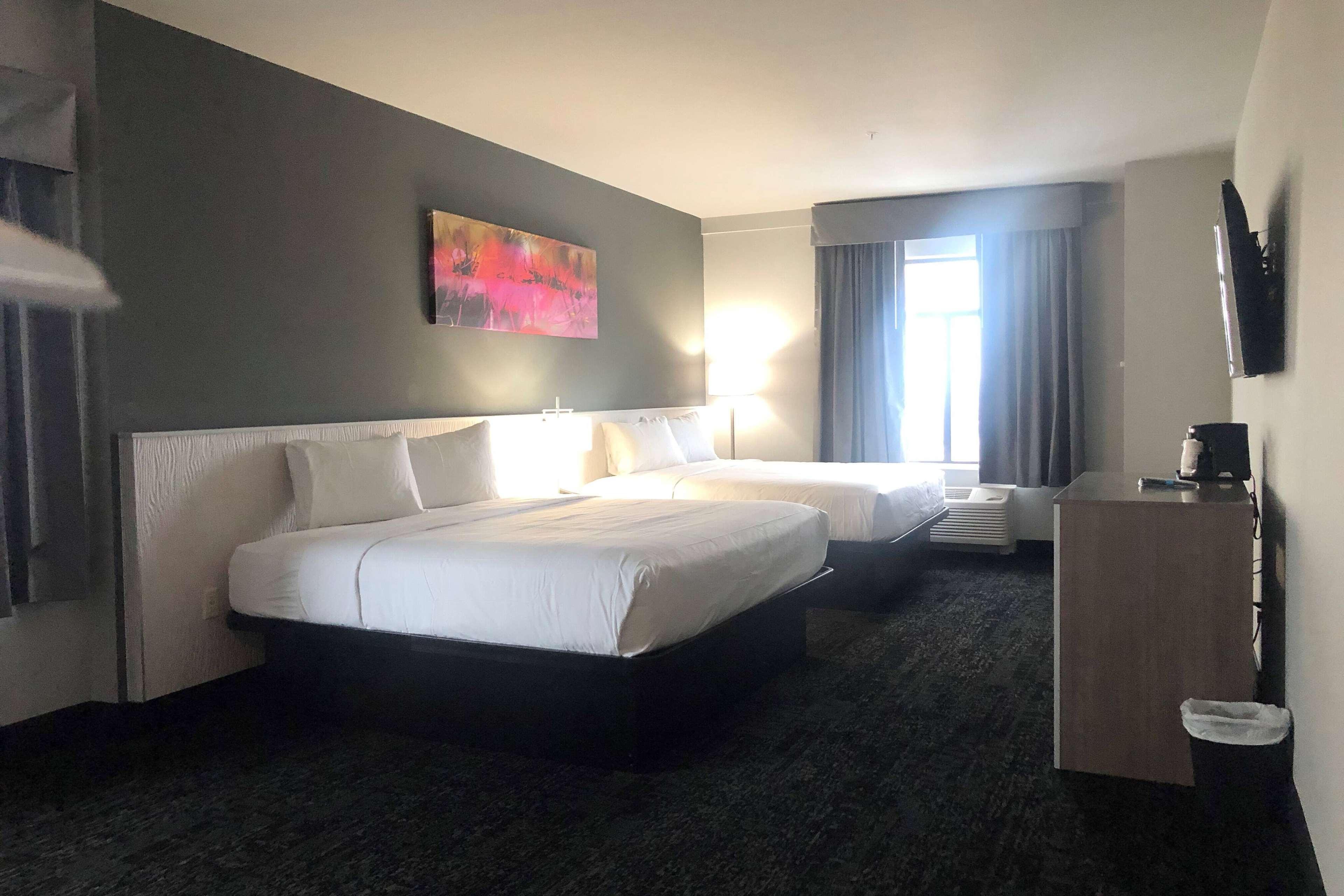 Baymont By Wyndham Madison Hotell Eksteriør bilde